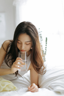 黑暗荣耀沙发上分手仪式